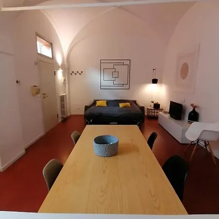 Alemanni House Apartamento
