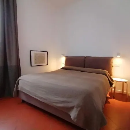 Lägenhet Alemanni House Bologna